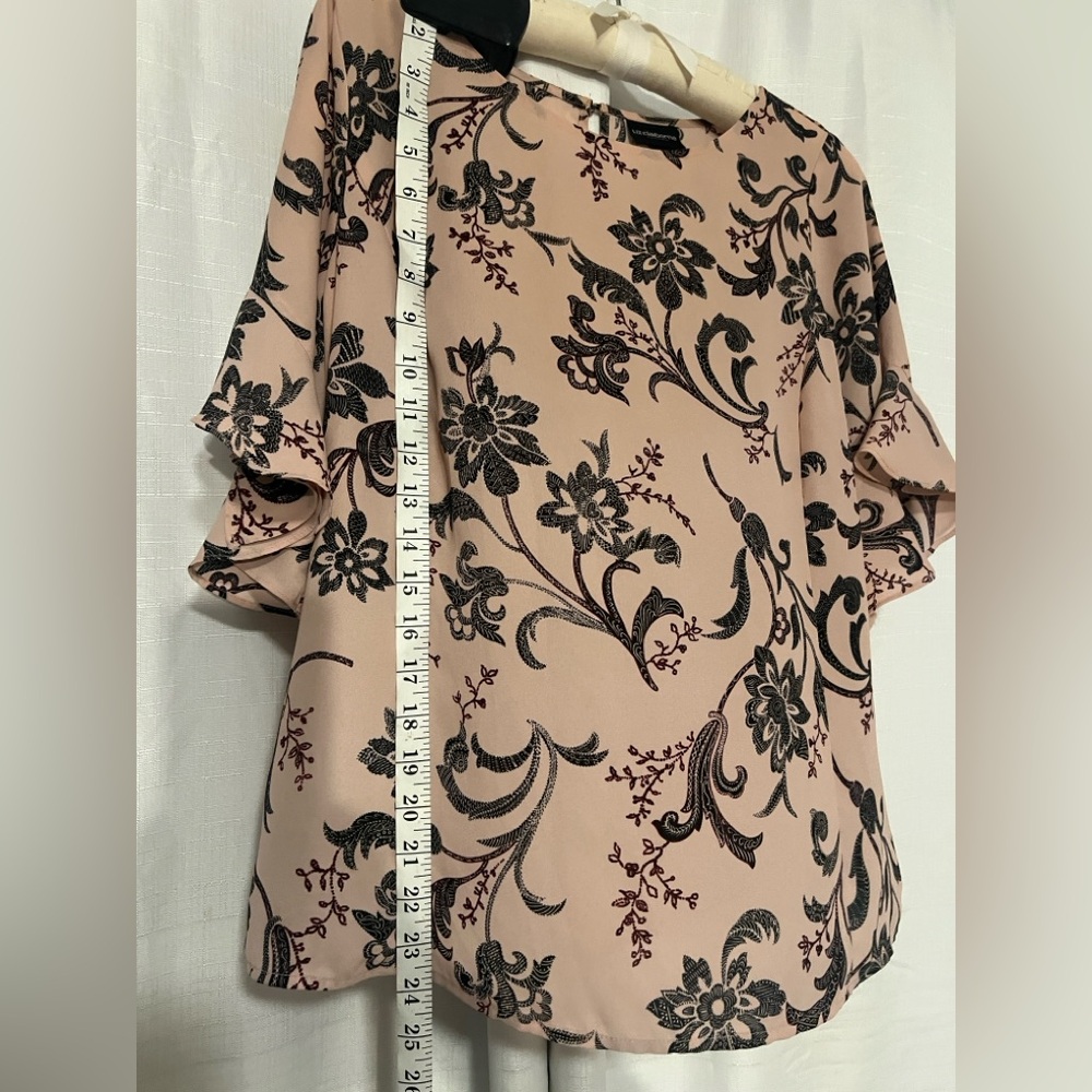 Liz Claiborne Pink Floral Short Ruffle Sleeve Blouse Women's Size Medium - Picture 7 of 13